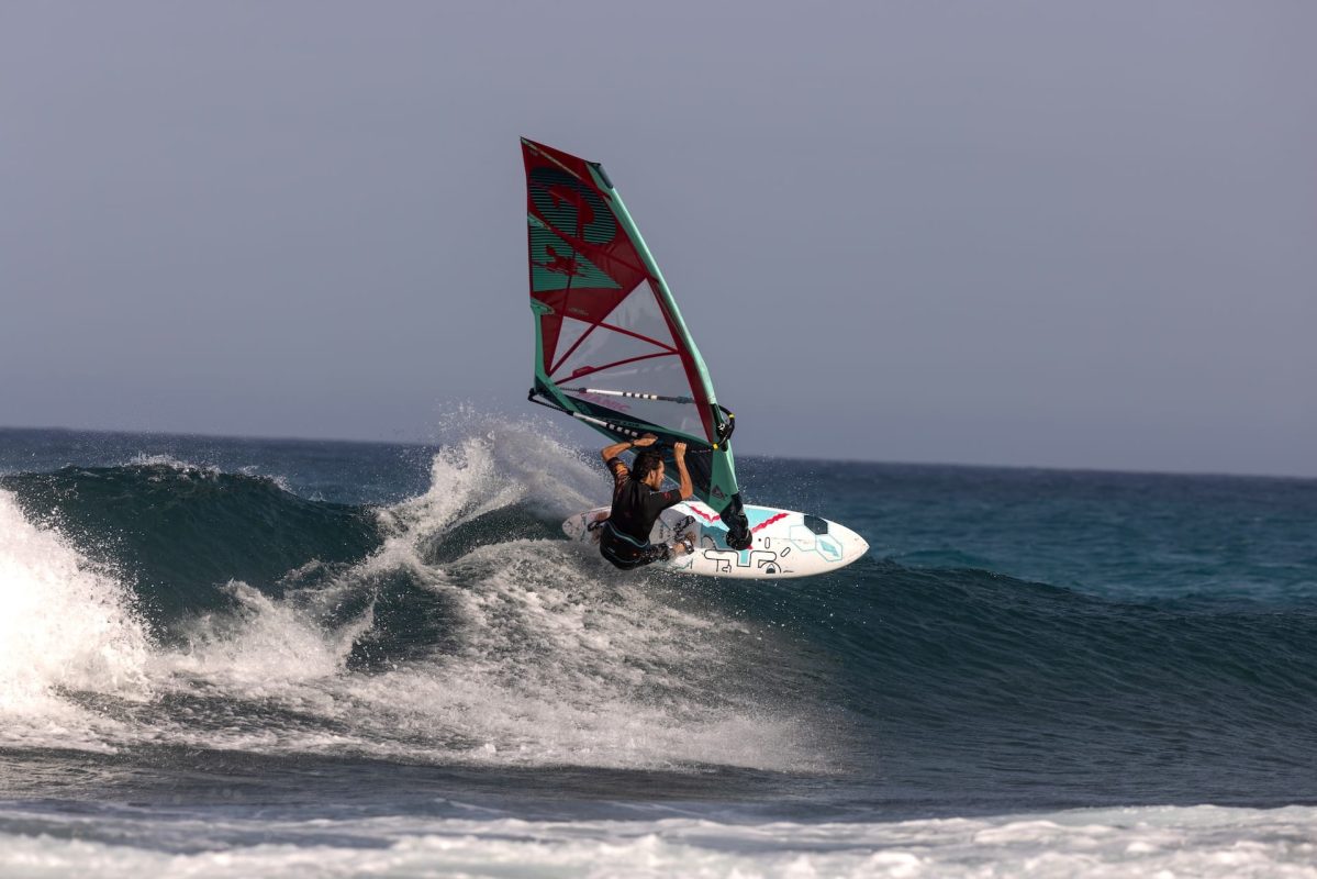 2026 Tabou, Board, Da Curve, Wave, waveriding, waveboard, THomas Travers, pro model, JP magic wave, Duotone grip 3, grip 4, JP ultimate wave