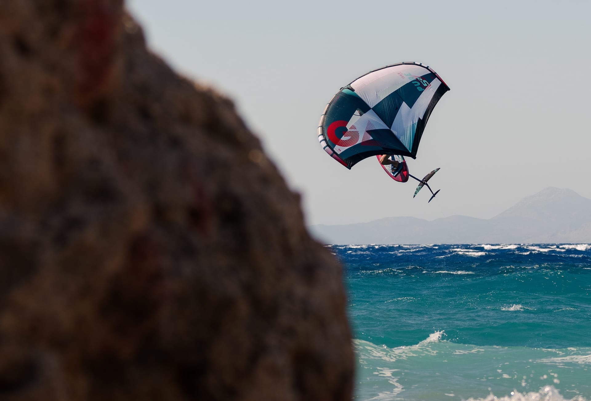 Tabou Flying Saucer, High Performance, mid-length, racing, freeride, wingfoil board 2026, Wingsurf, wing, board, foil
